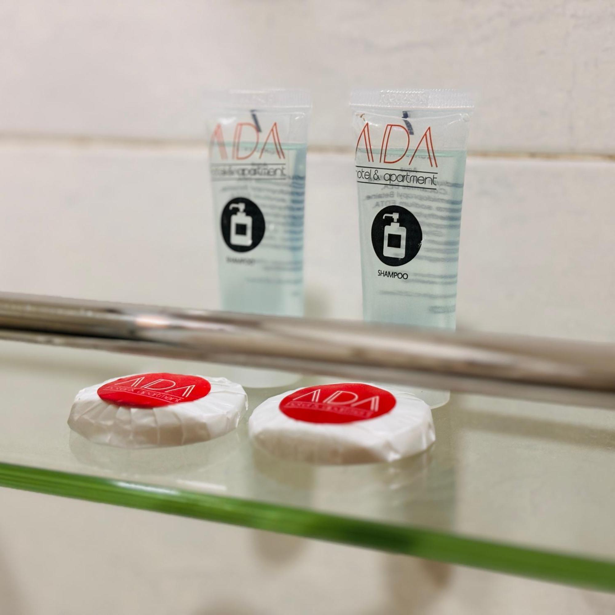 Oyo886Ada酒店及公寓 瓜拉丁加奴 外观 照片